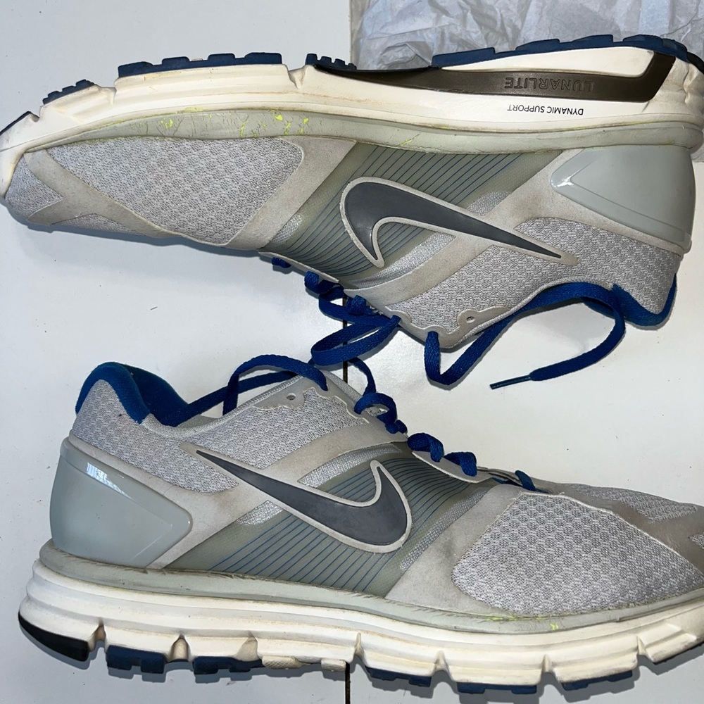 Nike Lunar Glide fly wire running shoes. Used condition size 11.5